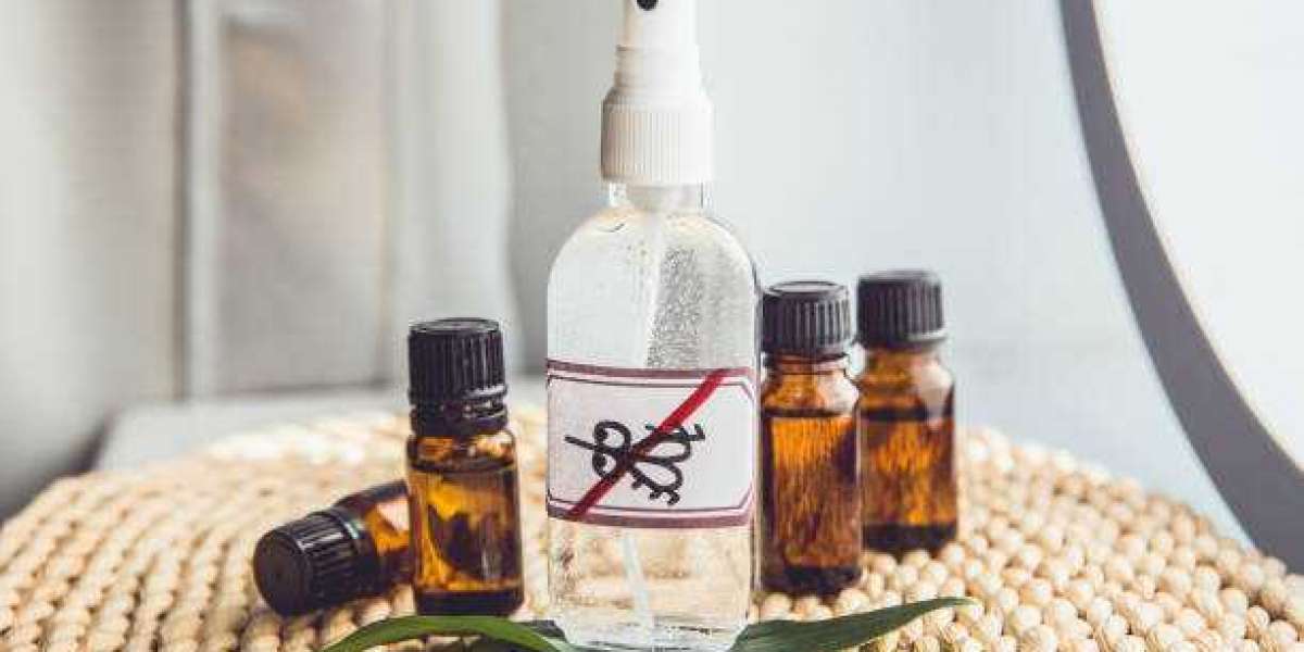 Natural Bug Repellent: Harness the Power of Essential Oils to Keep Bugs at Bay