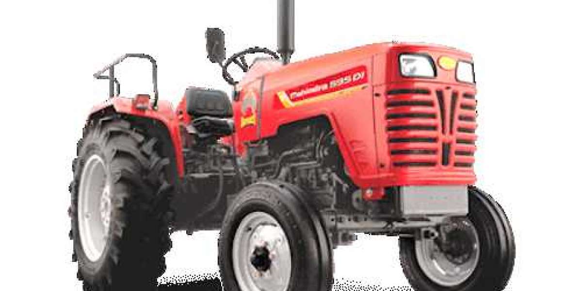 A Closer Look at Sonalika, New Holland, and Mahindra Tractors