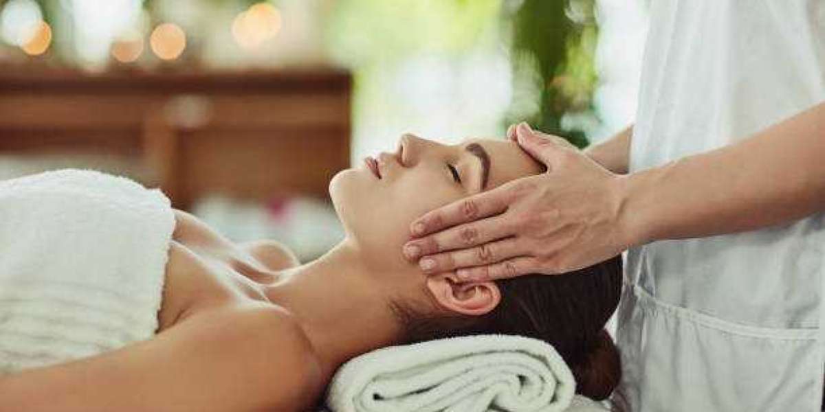 Homemade Massage Oil Recipes: Natural Goodness for Relaxation and Rejuvenation
