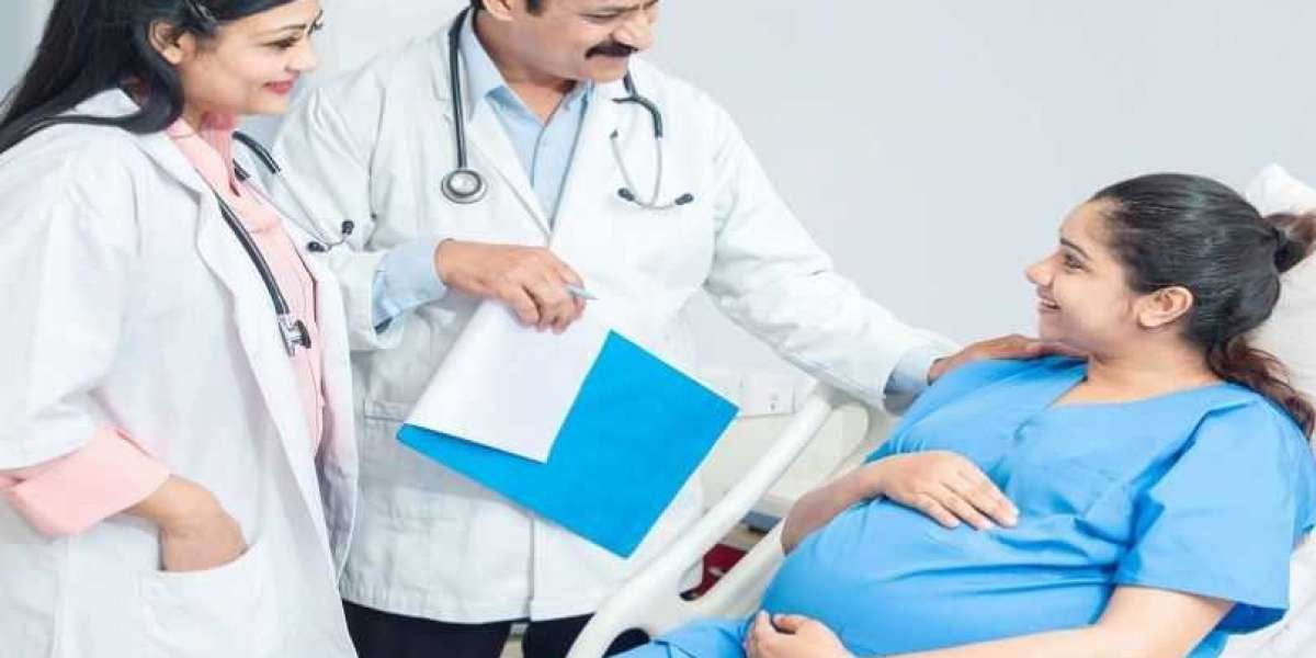 What treatment do surrogacy agencies in Ghana offer to childless couples?