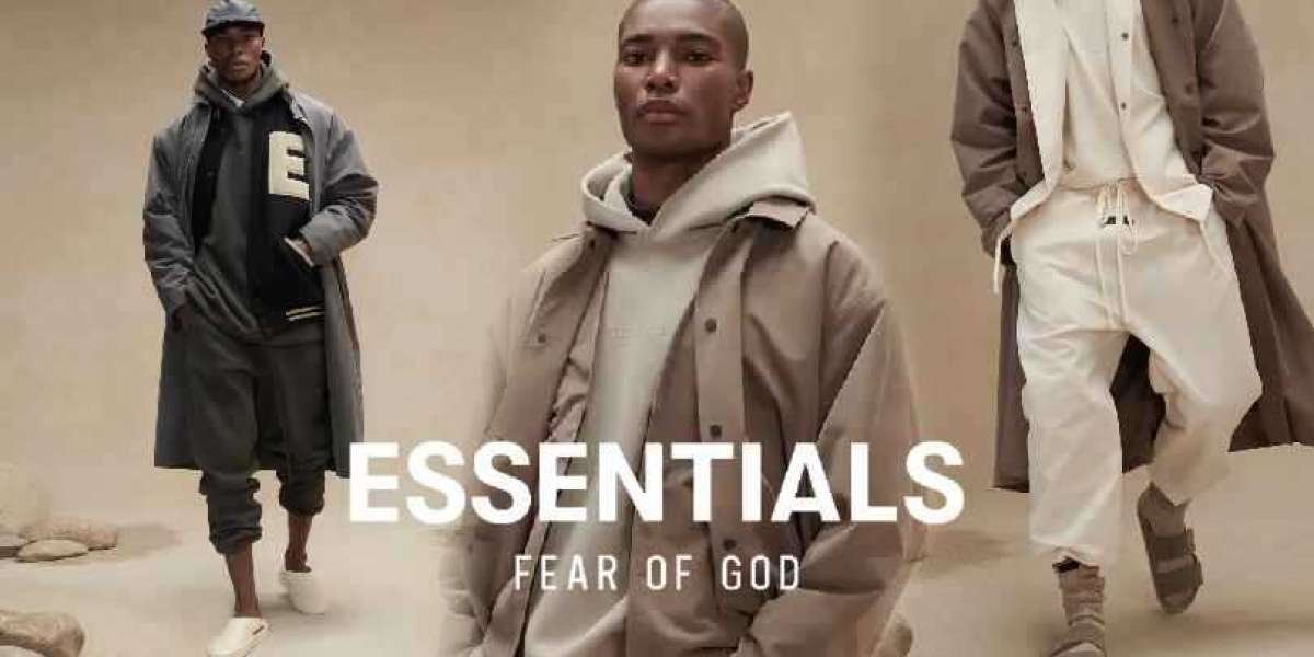 Essentials Shorts: The Trendy Streetwear Brand for You!