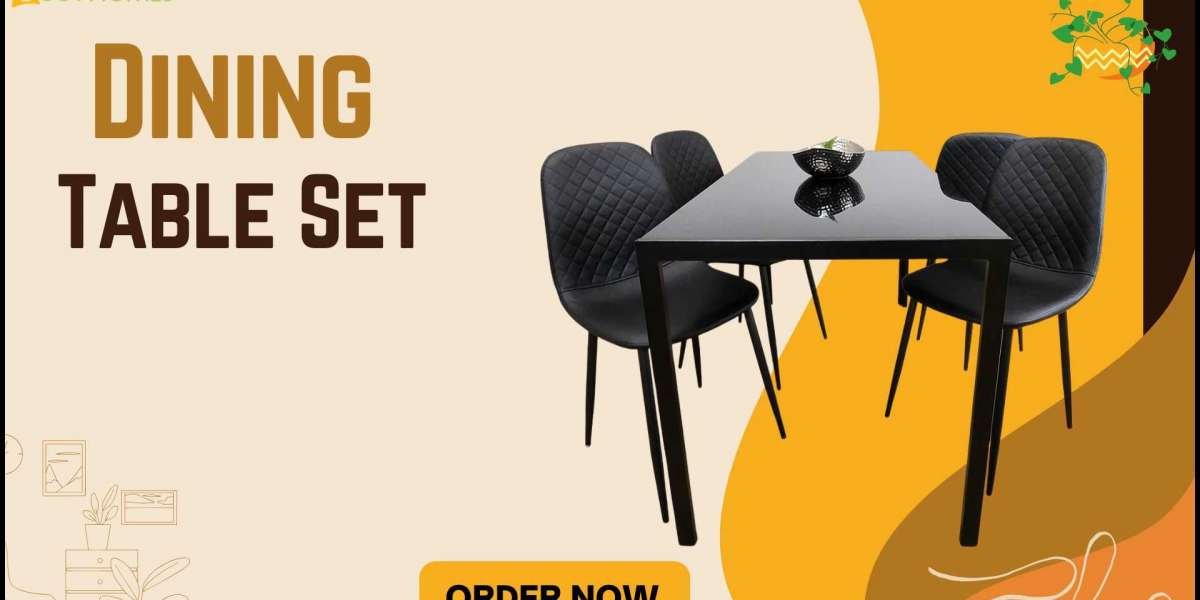 Elegant Living with Glass: Transform Your Cosy Home with a Dining Room Glass Table and Stylish Dining Set