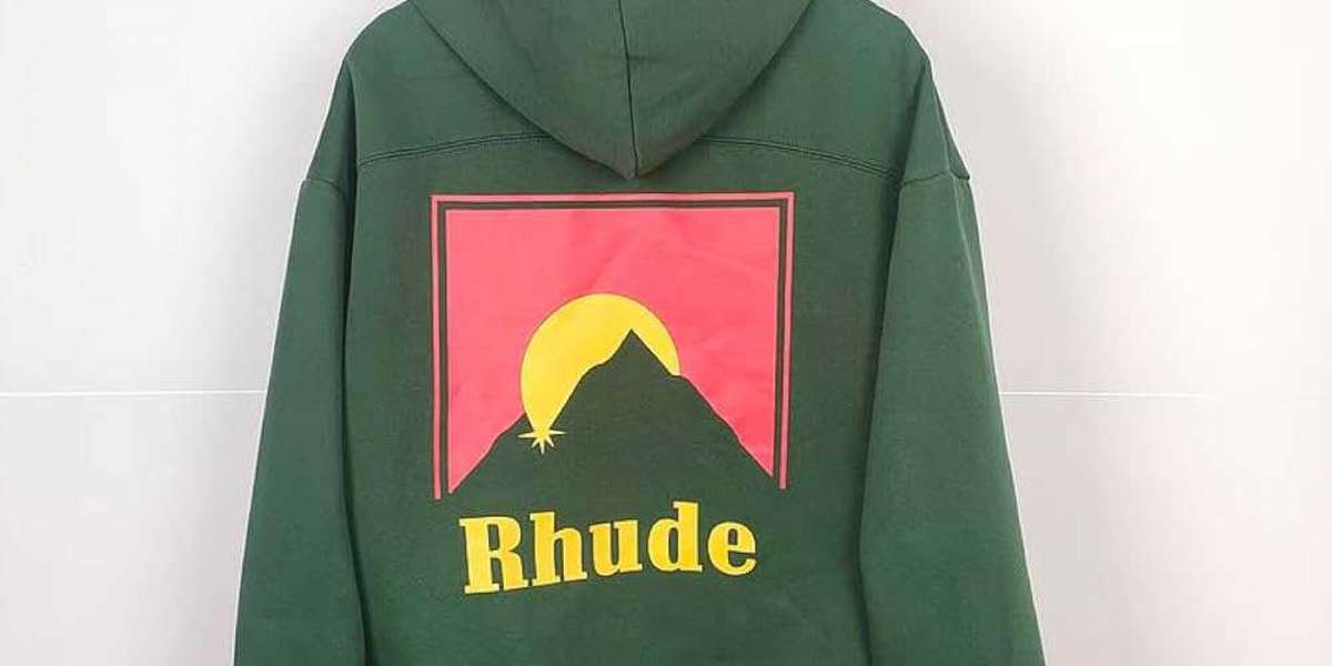 Rhude Clothing: Streetwear Luxury Defined with the Rhude Hoodie