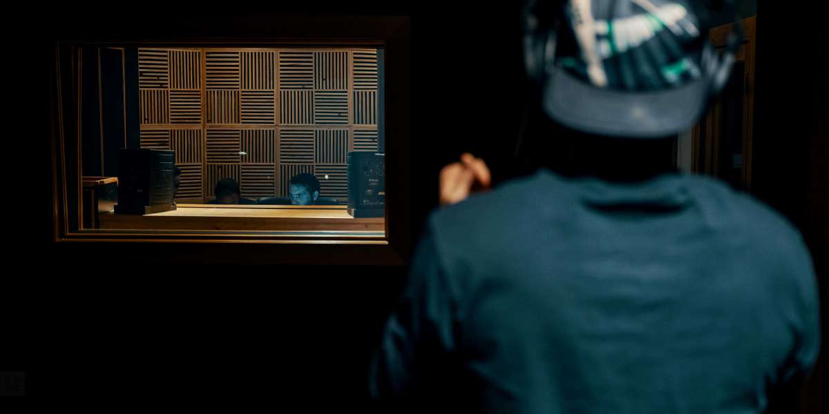 Why Choosing a High-Quality Recording Studio in London Elevates Your Music
