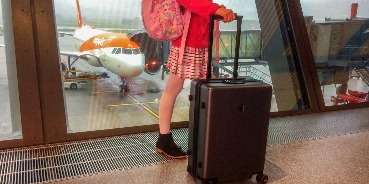 Best Carry On Luggage for Women: Lightweight, Durable & Stylish Picks
