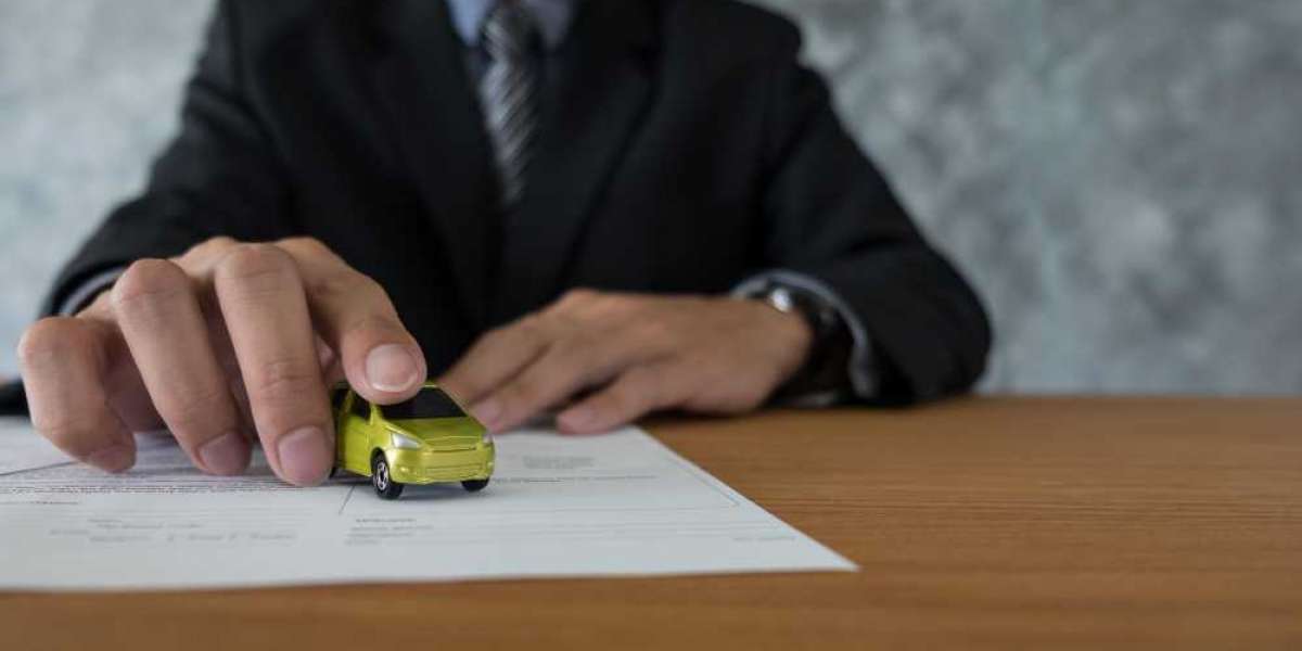 Teen Drivers on the Road: How to Choose the Right Car Insurance for Teenagers