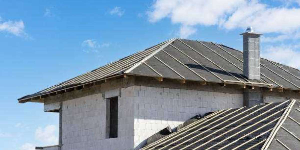 How Do Roofing Contractors in Brodheadsville Handle Roof Repairs?