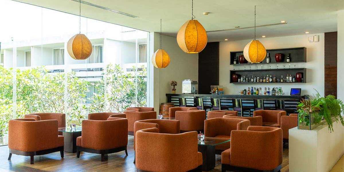 Dining by the Ocean: Why Ambience Makes Food Taste Better