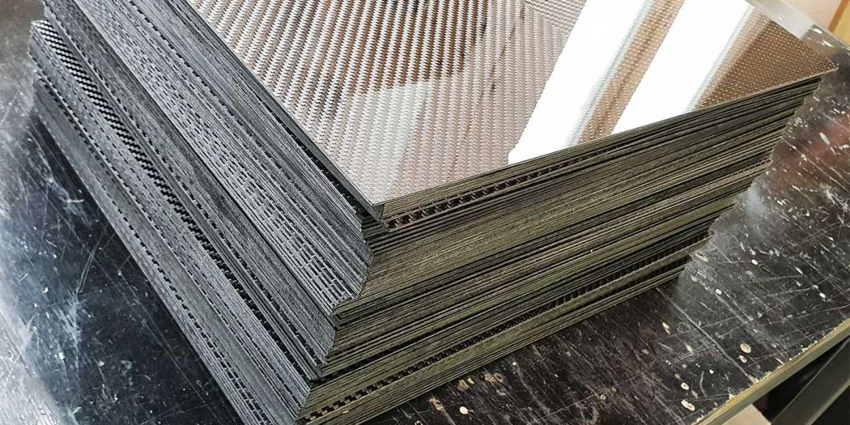 Carbon Fiber Molding for Strong, Lightweight, and High-Performance Composite Components